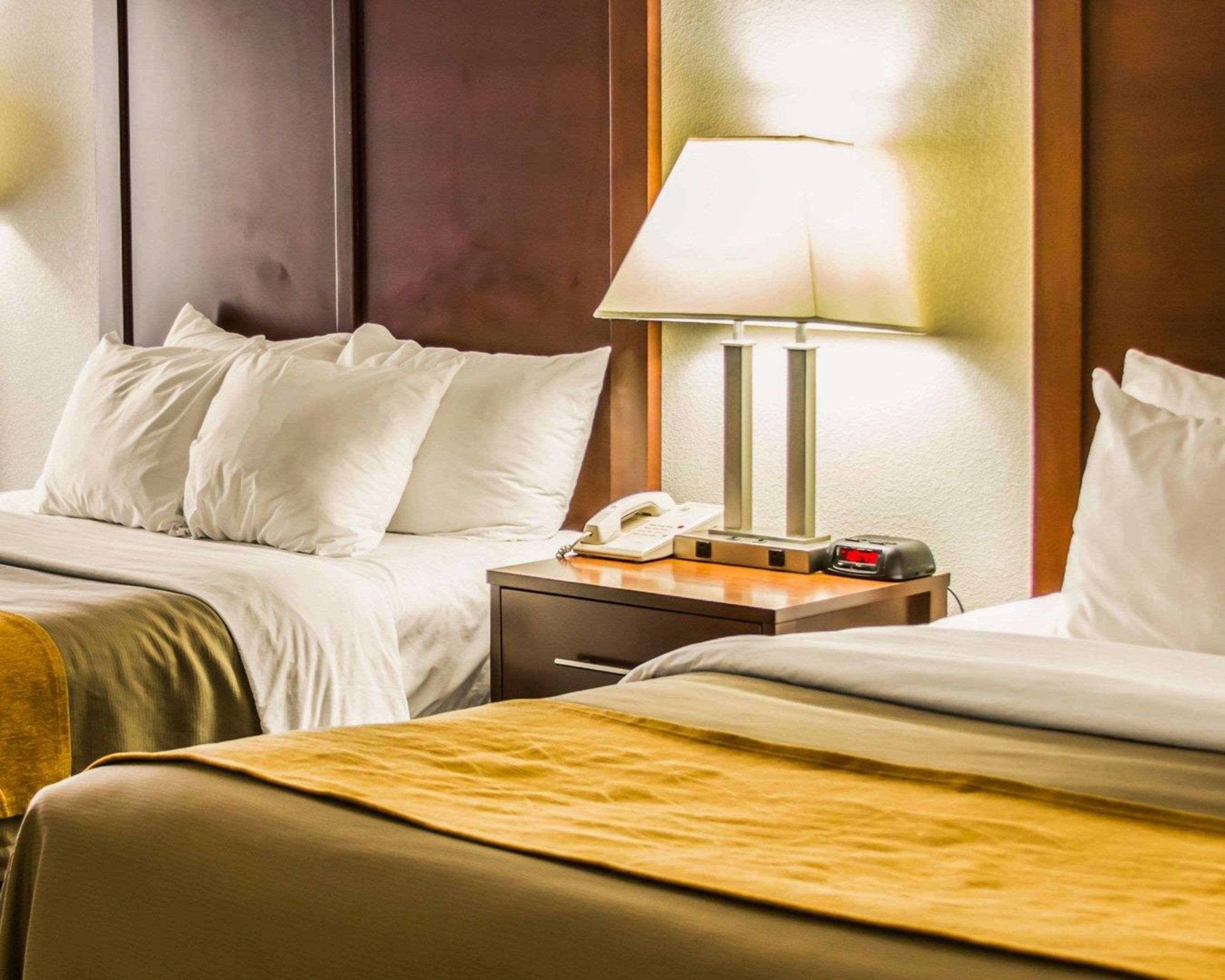 Comfort Inn Birch Run Esterno foto
