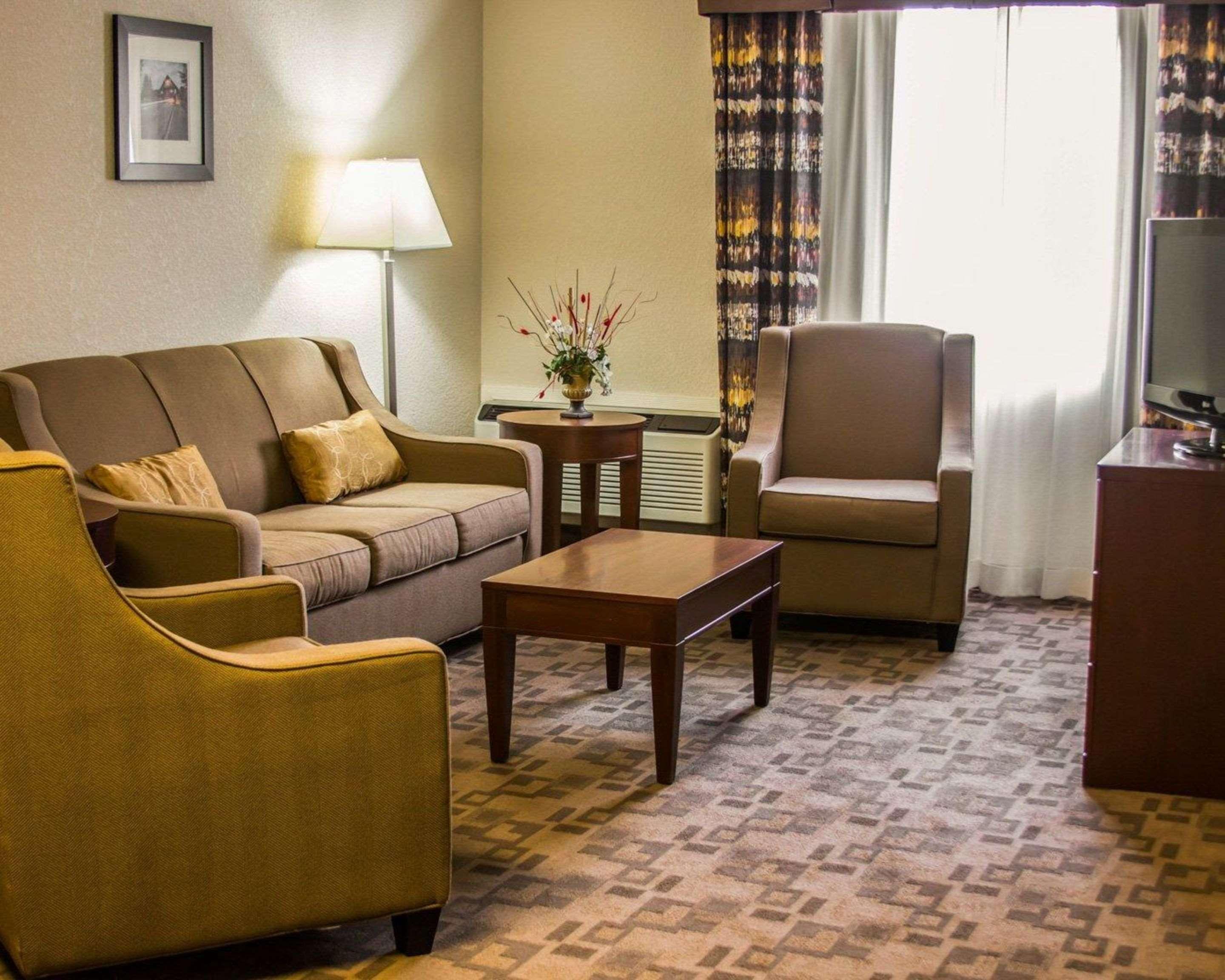 Comfort Inn Birch Run Esterno foto