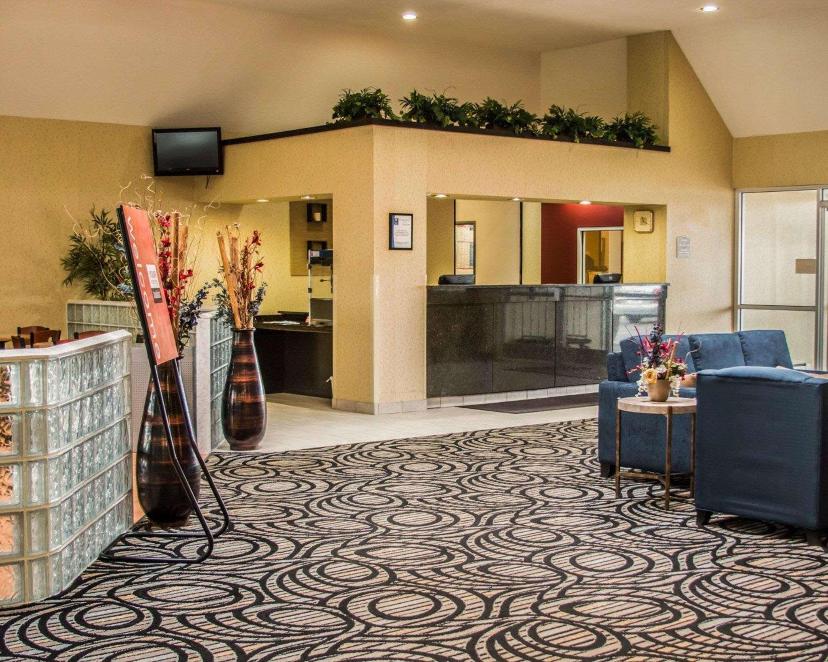 Comfort Inn Birch Run Esterno foto