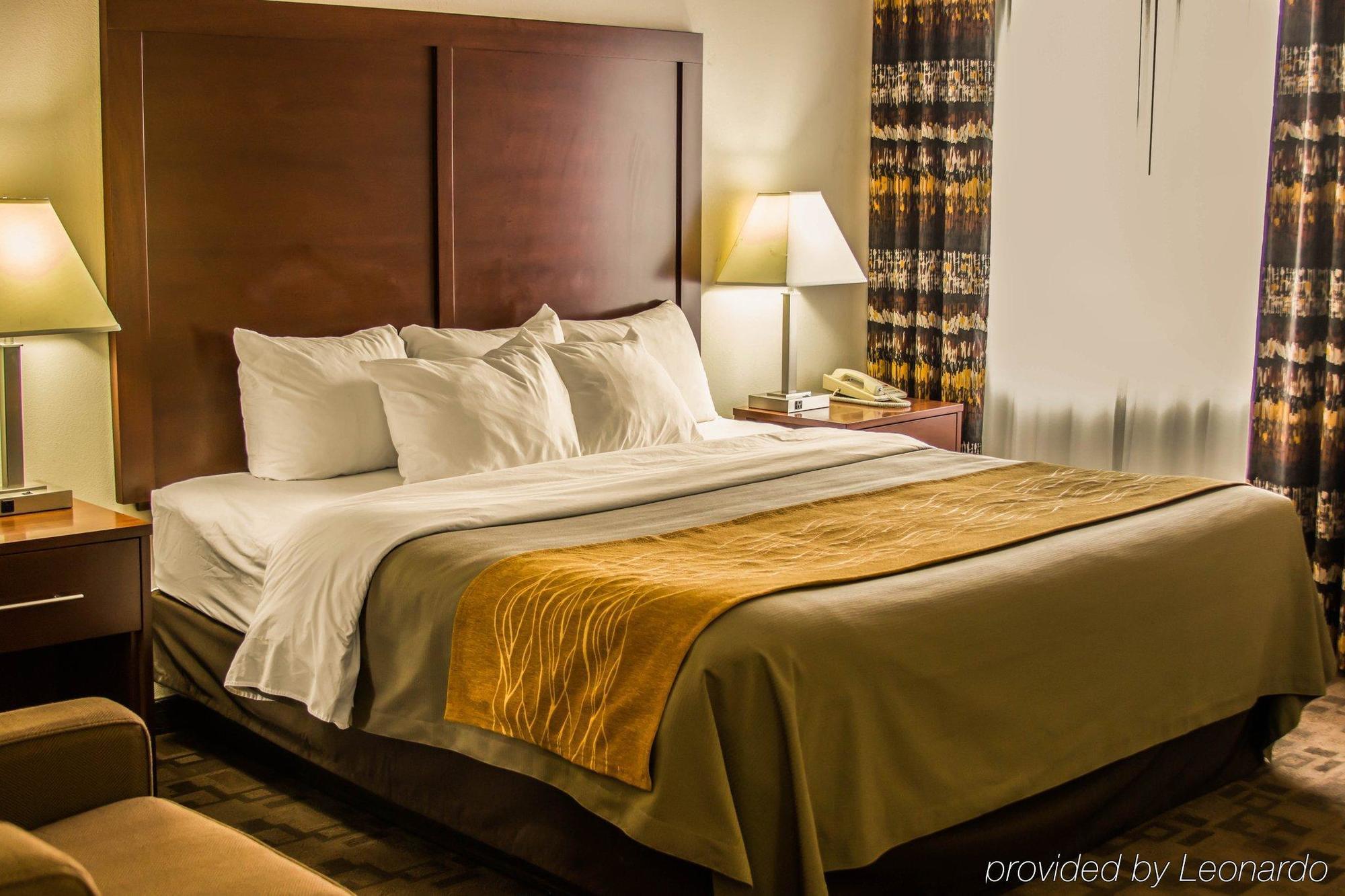 Comfort Inn Birch Run Esterno foto