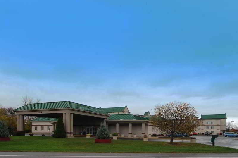 Comfort Inn Birch Run Esterno foto