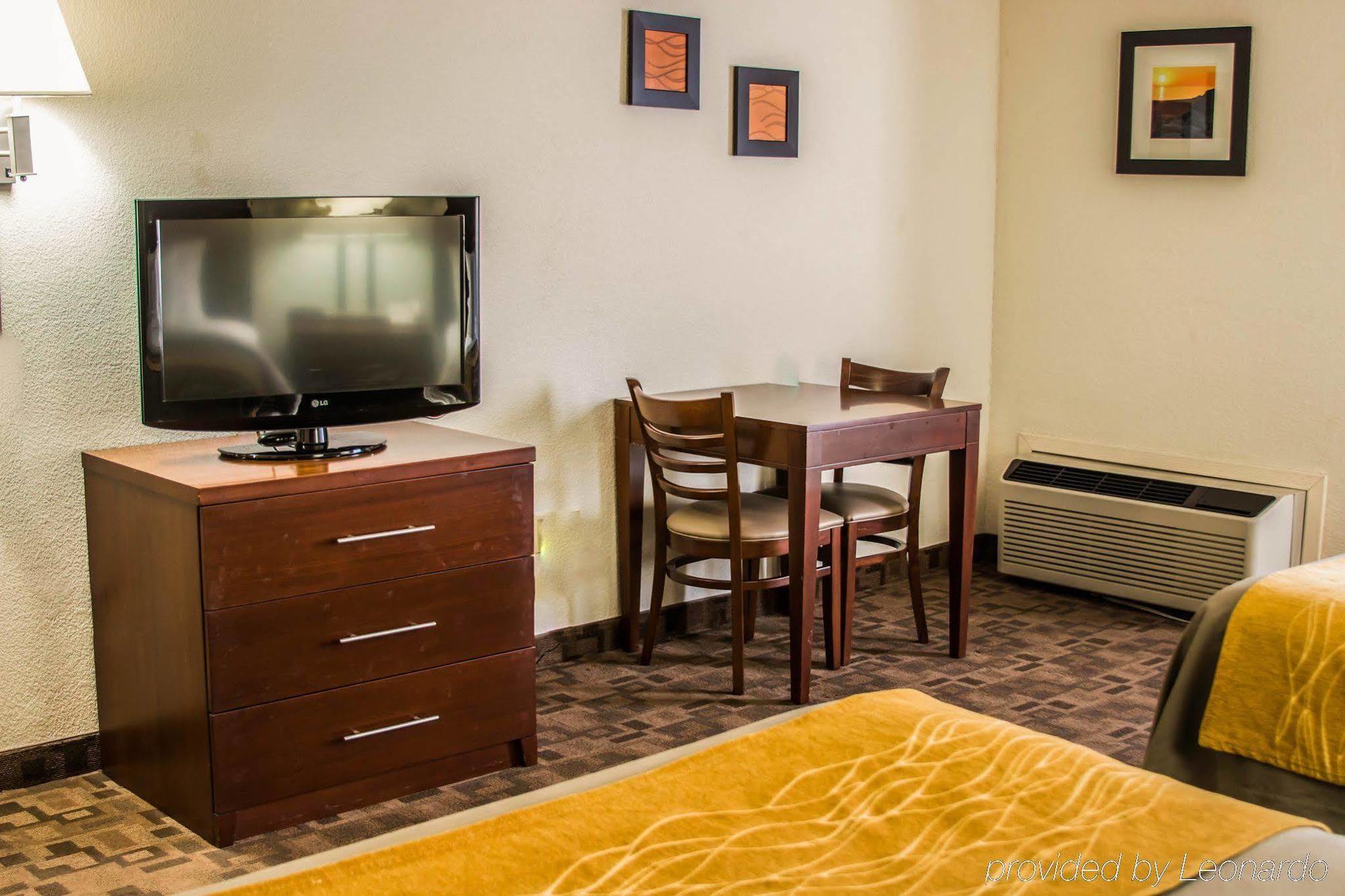Comfort Inn Birch Run Esterno foto