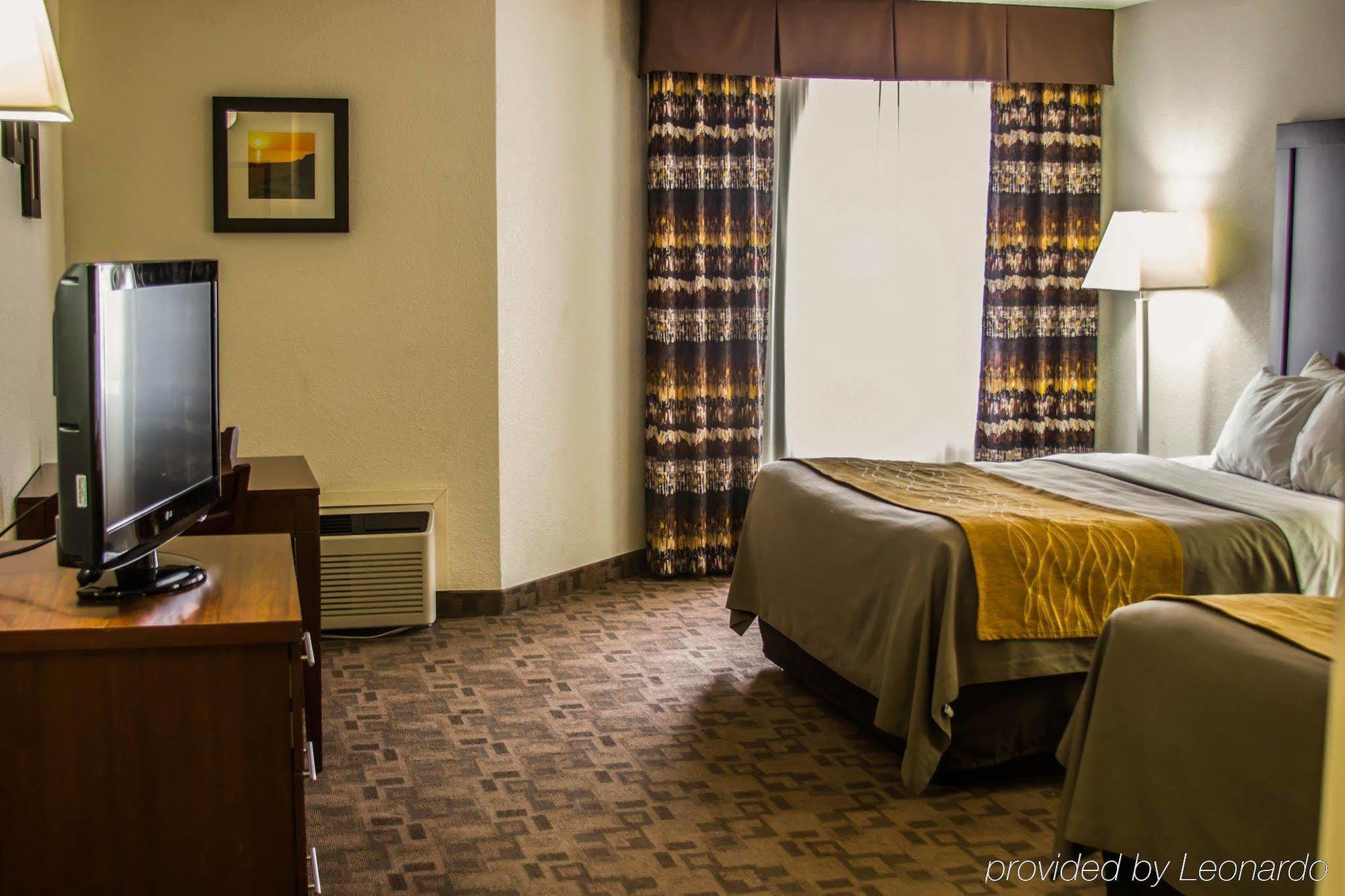 Comfort Inn Birch Run Esterno foto