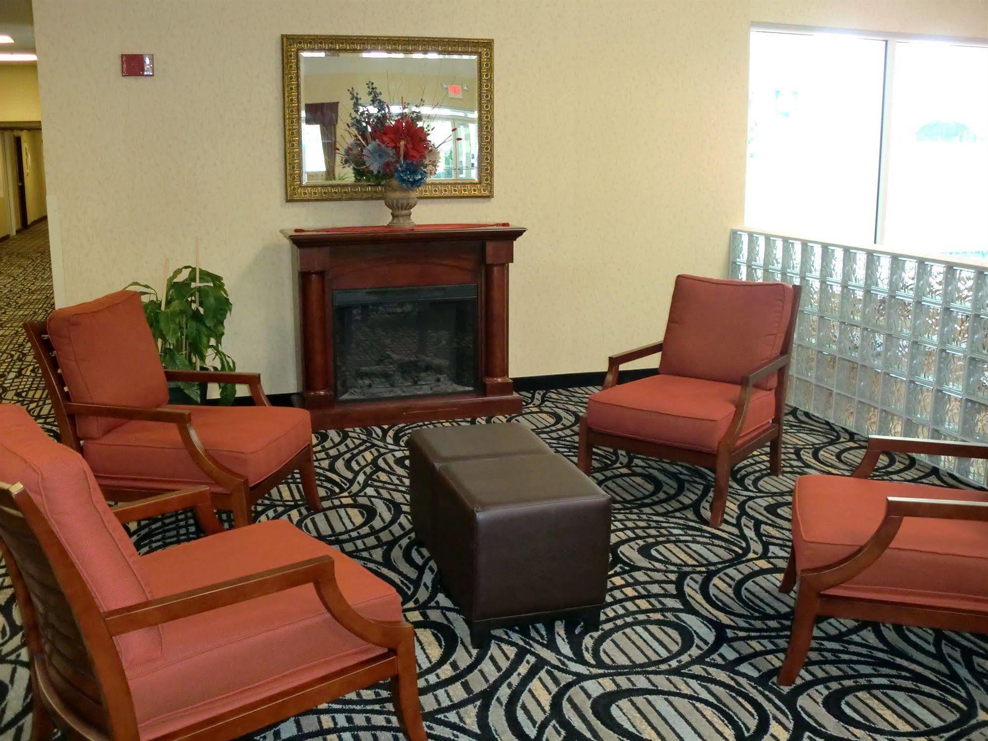 Comfort Inn Birch Run Esterno foto