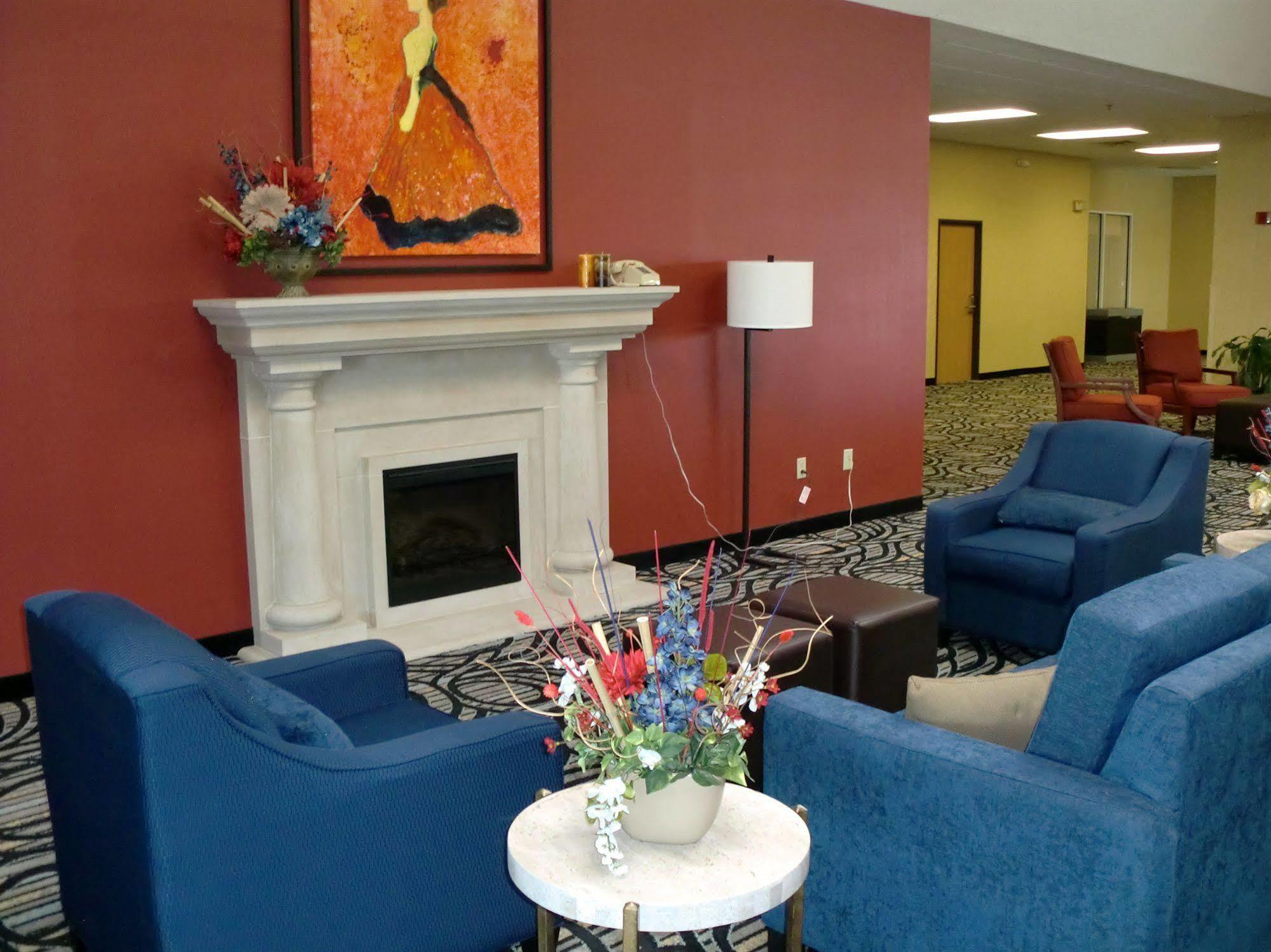 Comfort Inn Birch Run Esterno foto