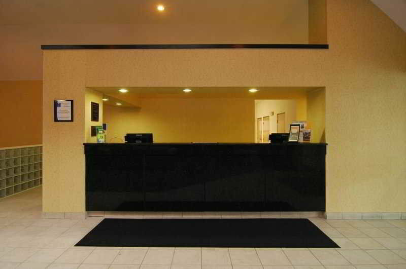 Comfort Inn Birch Run Esterno foto